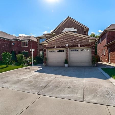 Home Stay Near The Airport Mississauga Extérieur photo